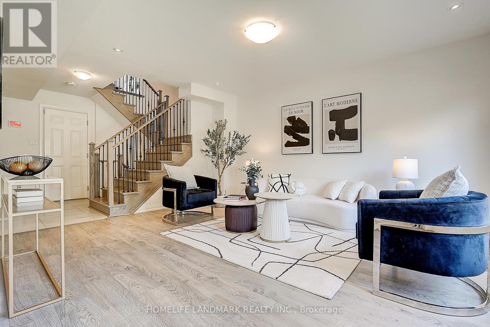 Single Family House for Sale in  GEORGE KIRBY STREET Vaughan (Patterson) 