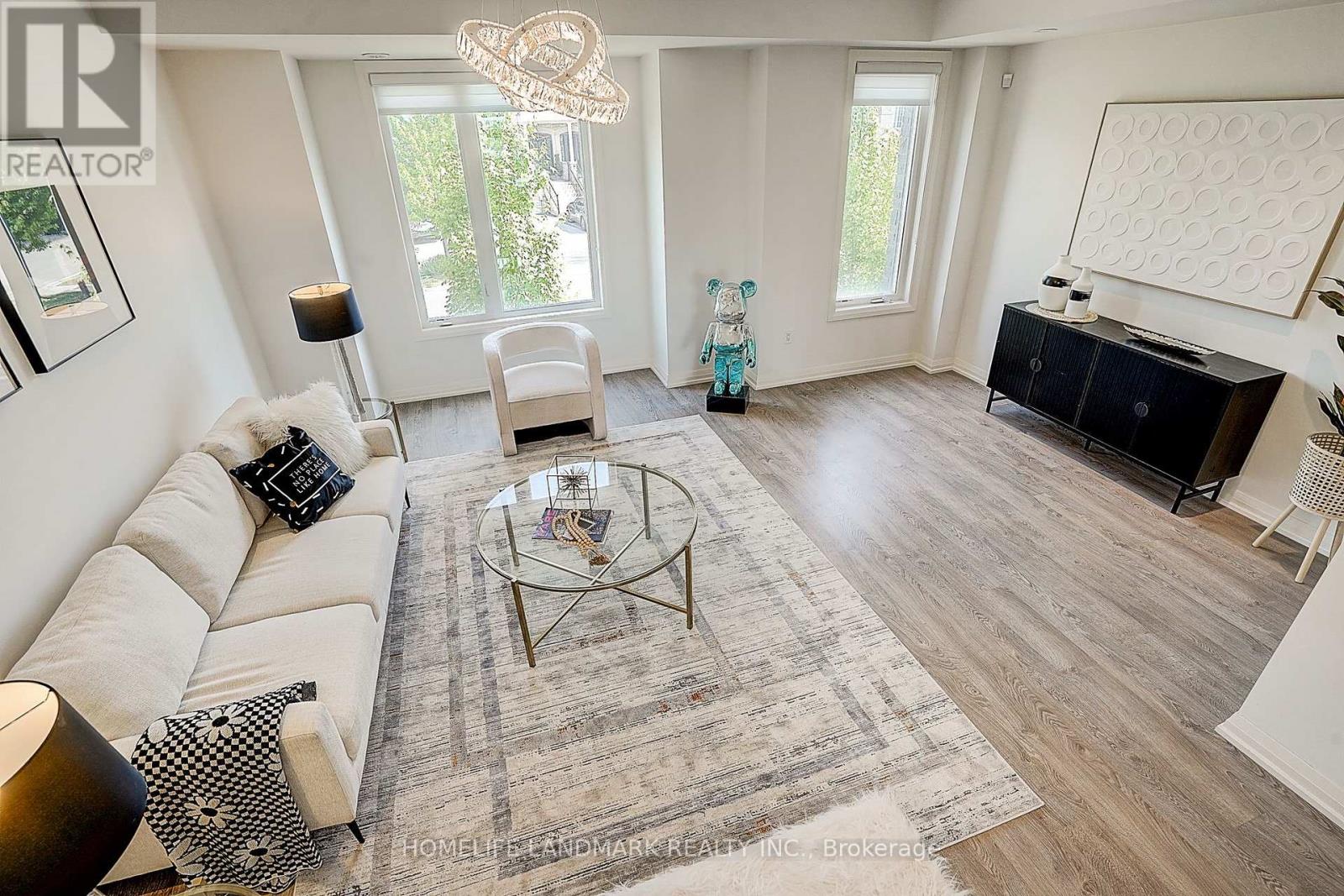 Single Family House for Sale in  GEORGE KIRBY STREET Vaughan (Patterson) 