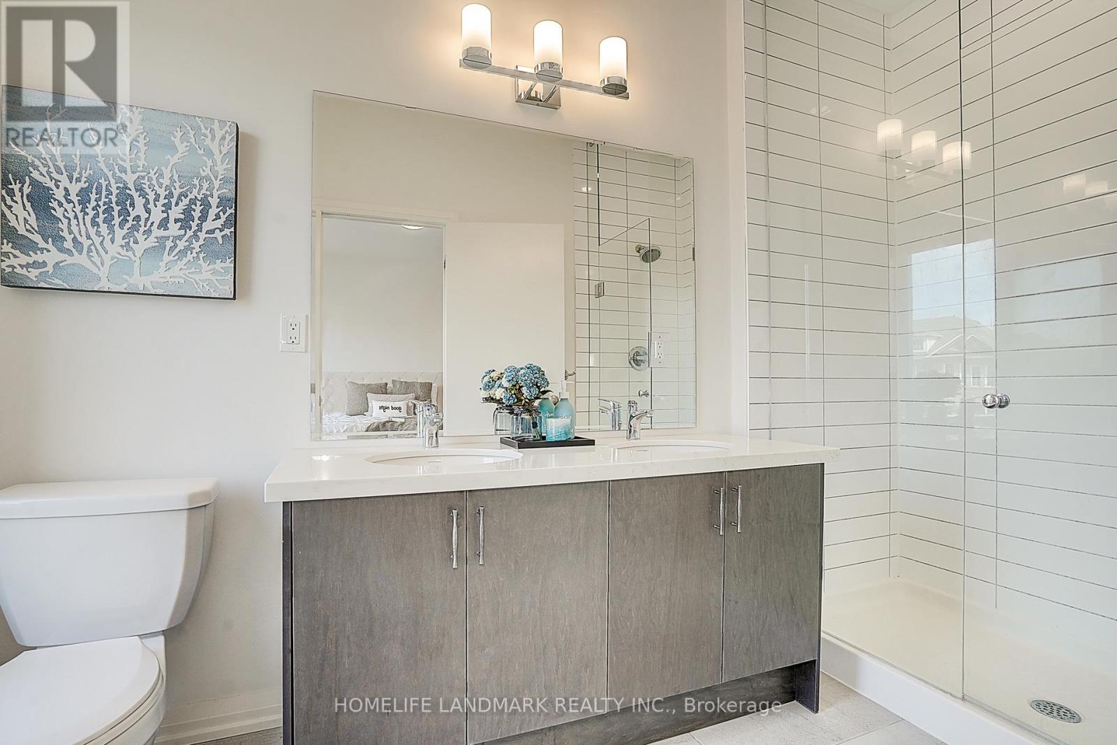 Single Family House for Sale in  GEORGE KIRBY STREET Vaughan (Patterson) 