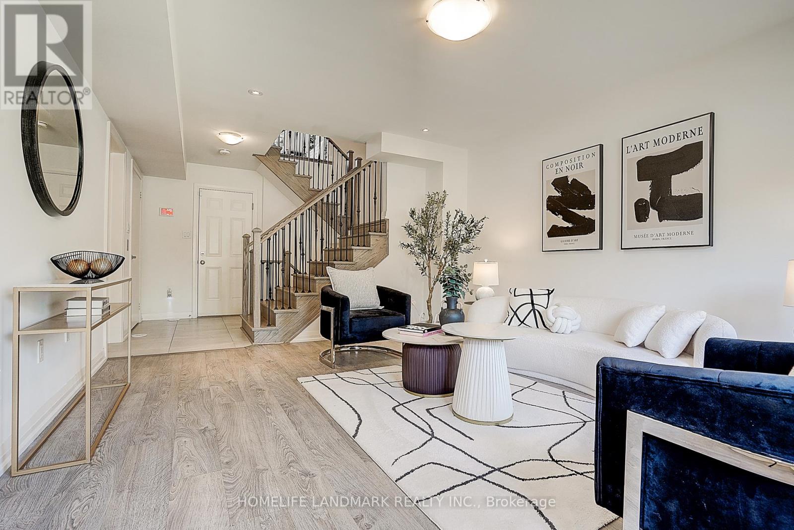 Single Family House for Sale in  GEORGE KIRBY STREET Vaughan (Patterson) 