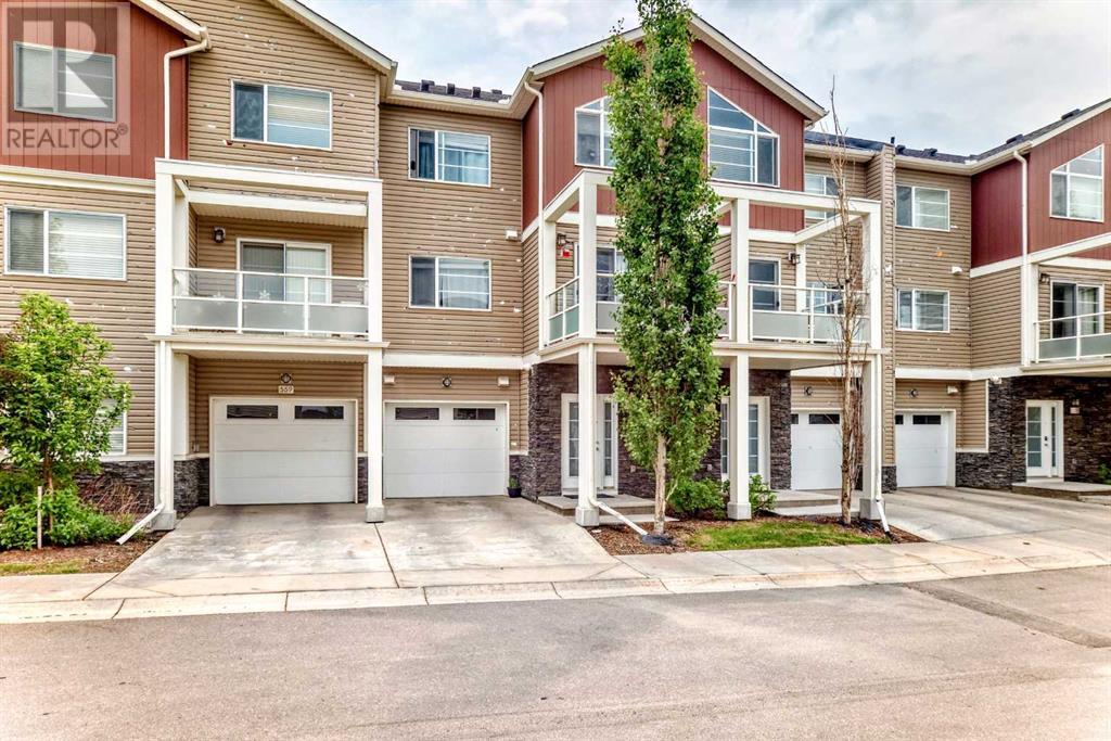 557 Redstone View NE, Calgary, Alberta