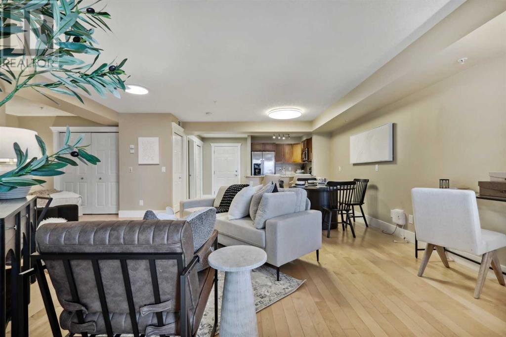 Single Family House for Sale in   Rocky Vista Gardens NW Rocky Ridge Calgary 