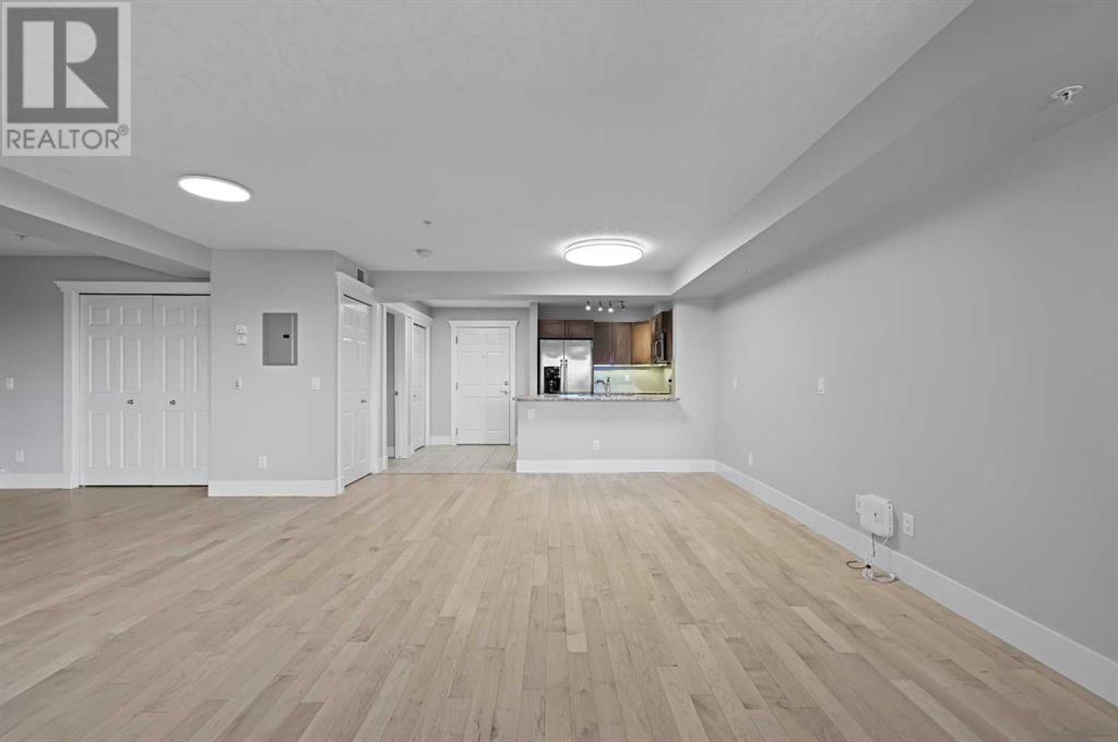 Single Family House for Sale in   Rocky Vista Gardens NW Rocky Ridge Calgary 
