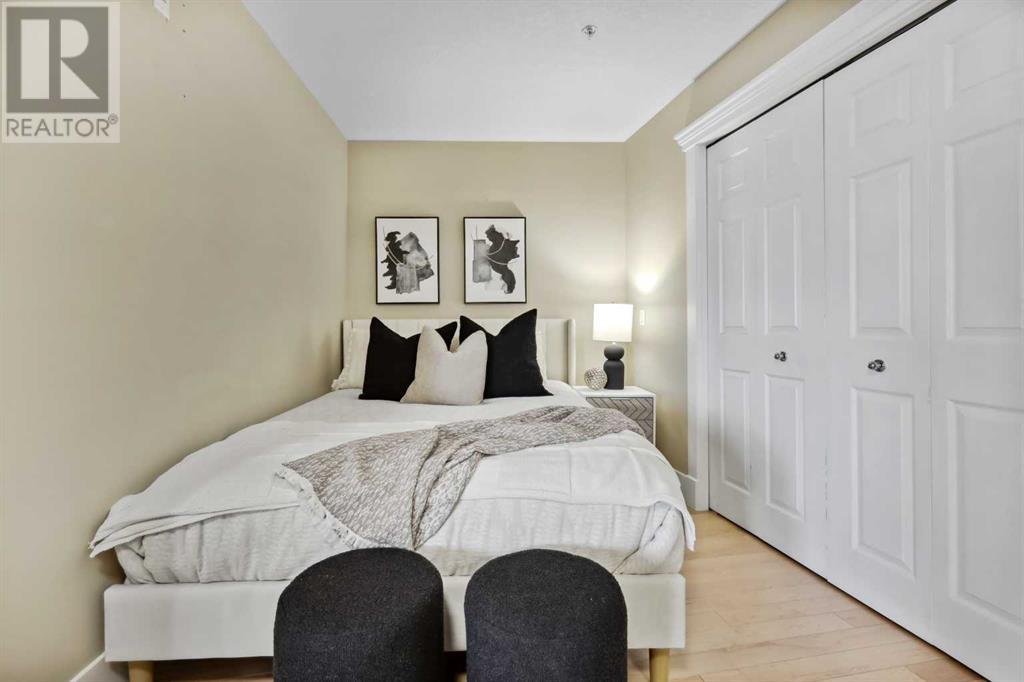 Single Family House for Sale in   Rocky Vista Gardens NW Rocky Ridge Calgary 