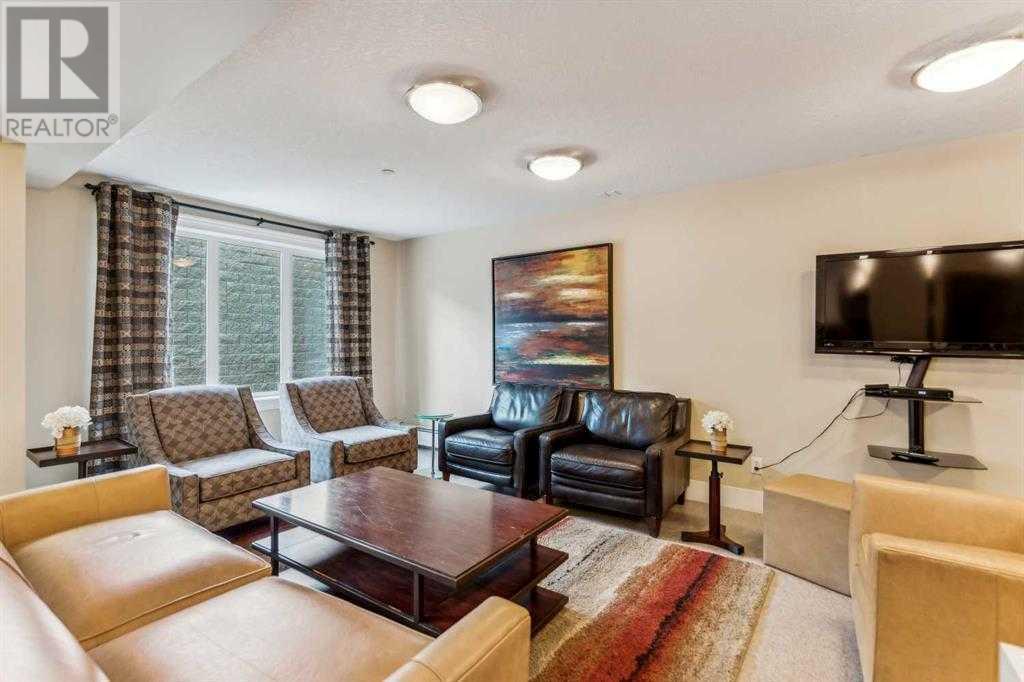 Single Family House for Sale in   Rocky Vista Gardens NW Rocky Ridge Calgary 