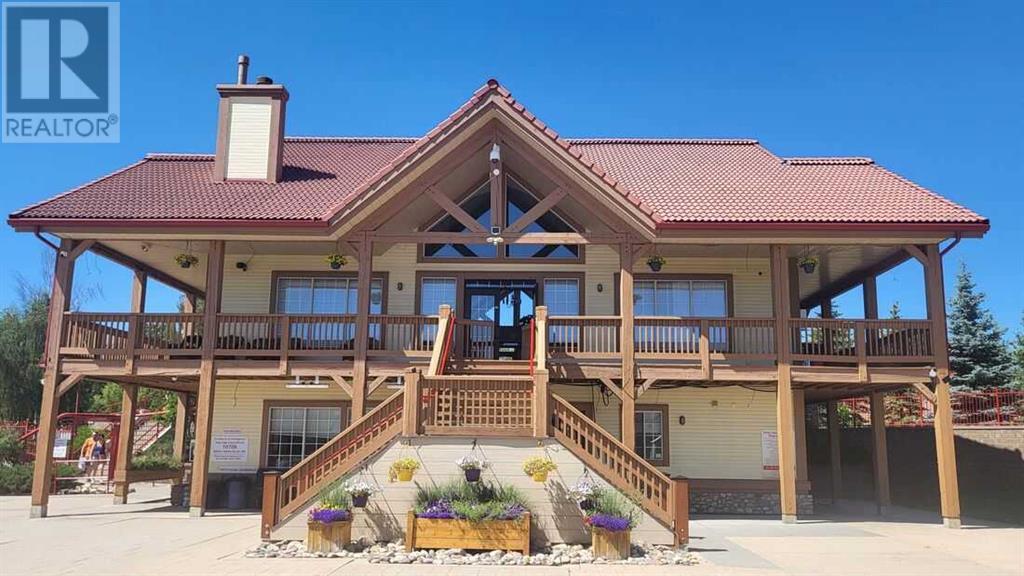 Single Family House for Sale in   Rocky Vista Gardens NW Rocky Ridge Calgary 