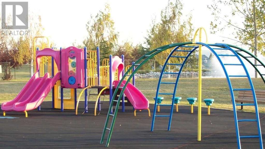 Single Family House for Sale in   Rocky Vista Gardens NW Rocky Ridge Calgary 