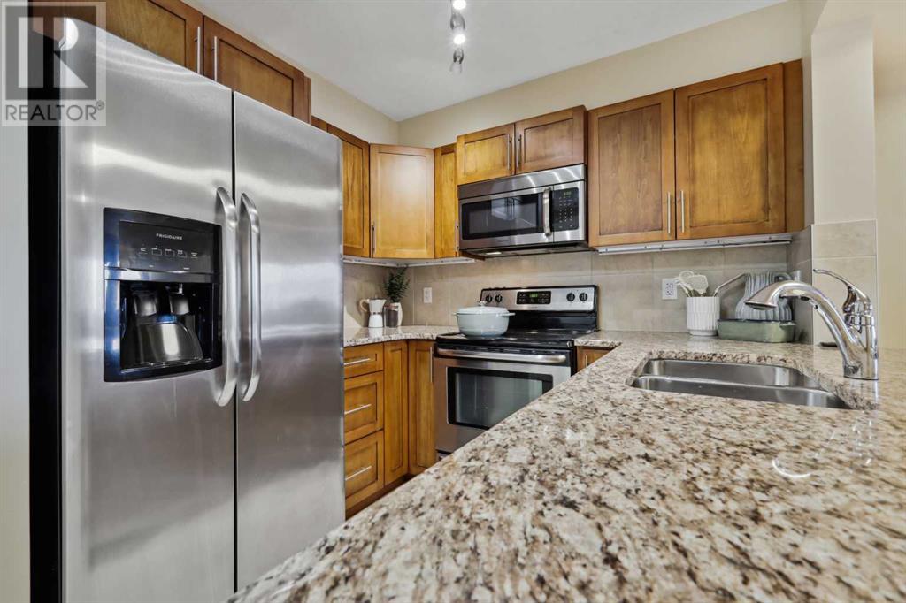 Single Family House for Sale in   Rocky Vista Gardens NW Rocky Ridge Calgary 