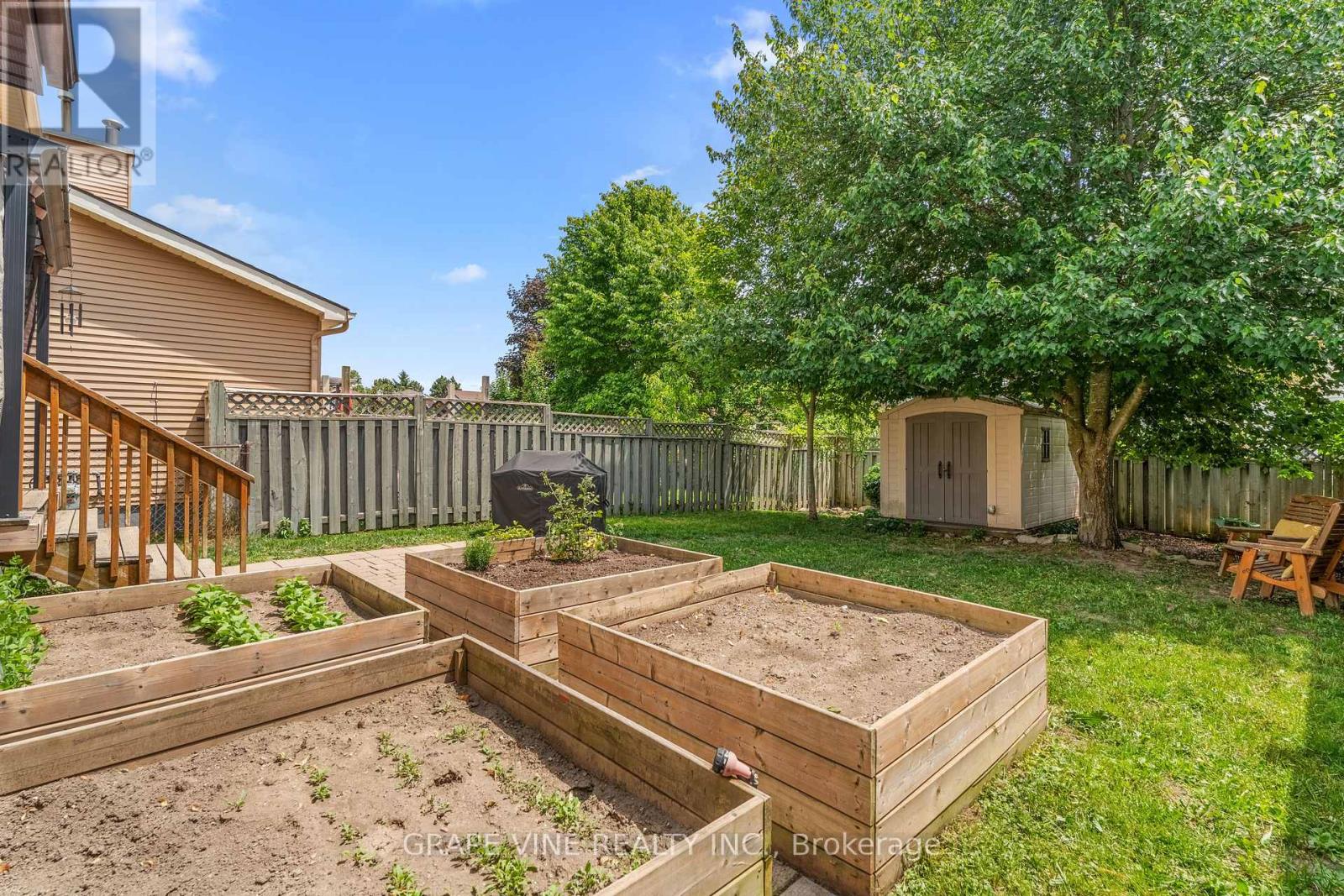 Photo 23 of 32 Acklam Terrace, Ottawa ON