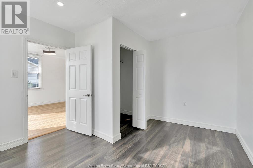 Photo 7 of 1544 Mark Avenue, Windsor ON