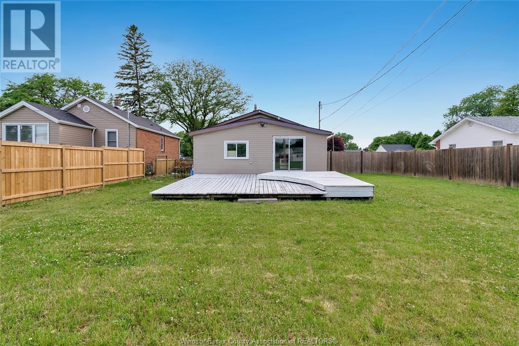 Photo 22 of 1544 Mark Avenue, Windsor ON