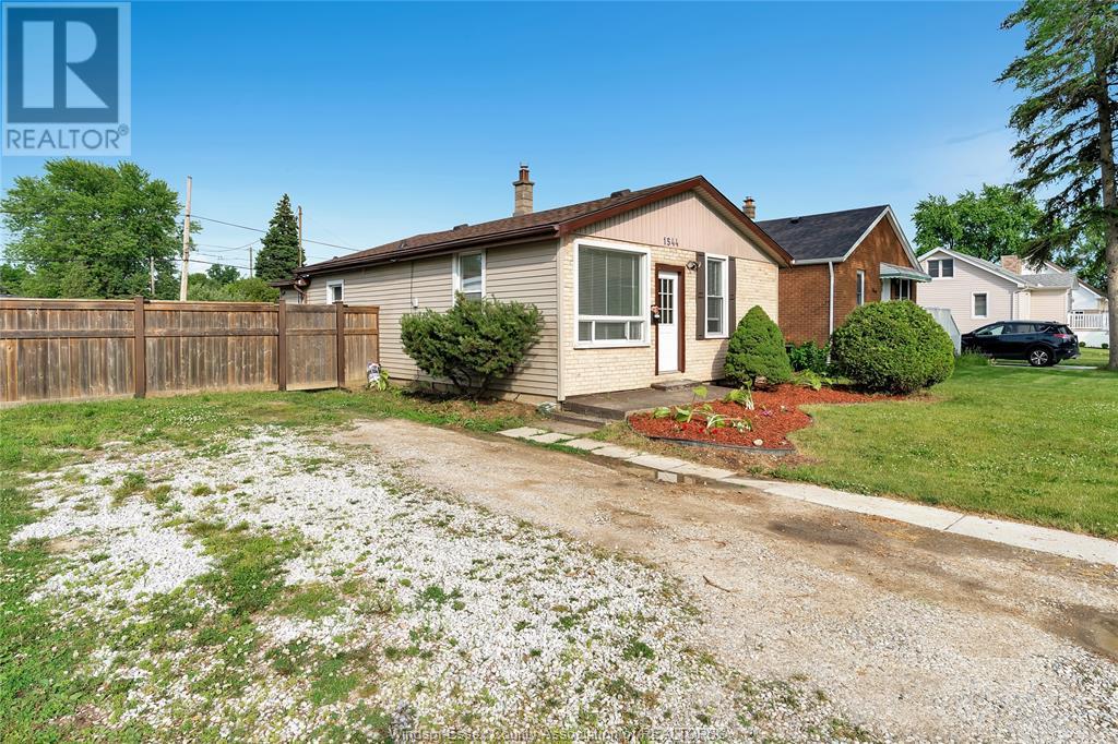 Photo 24 of 1544 Mark Avenue, Windsor ON