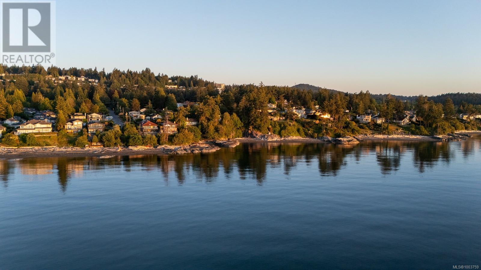 #302 5229 CORDOVA BAY RD - Image 29