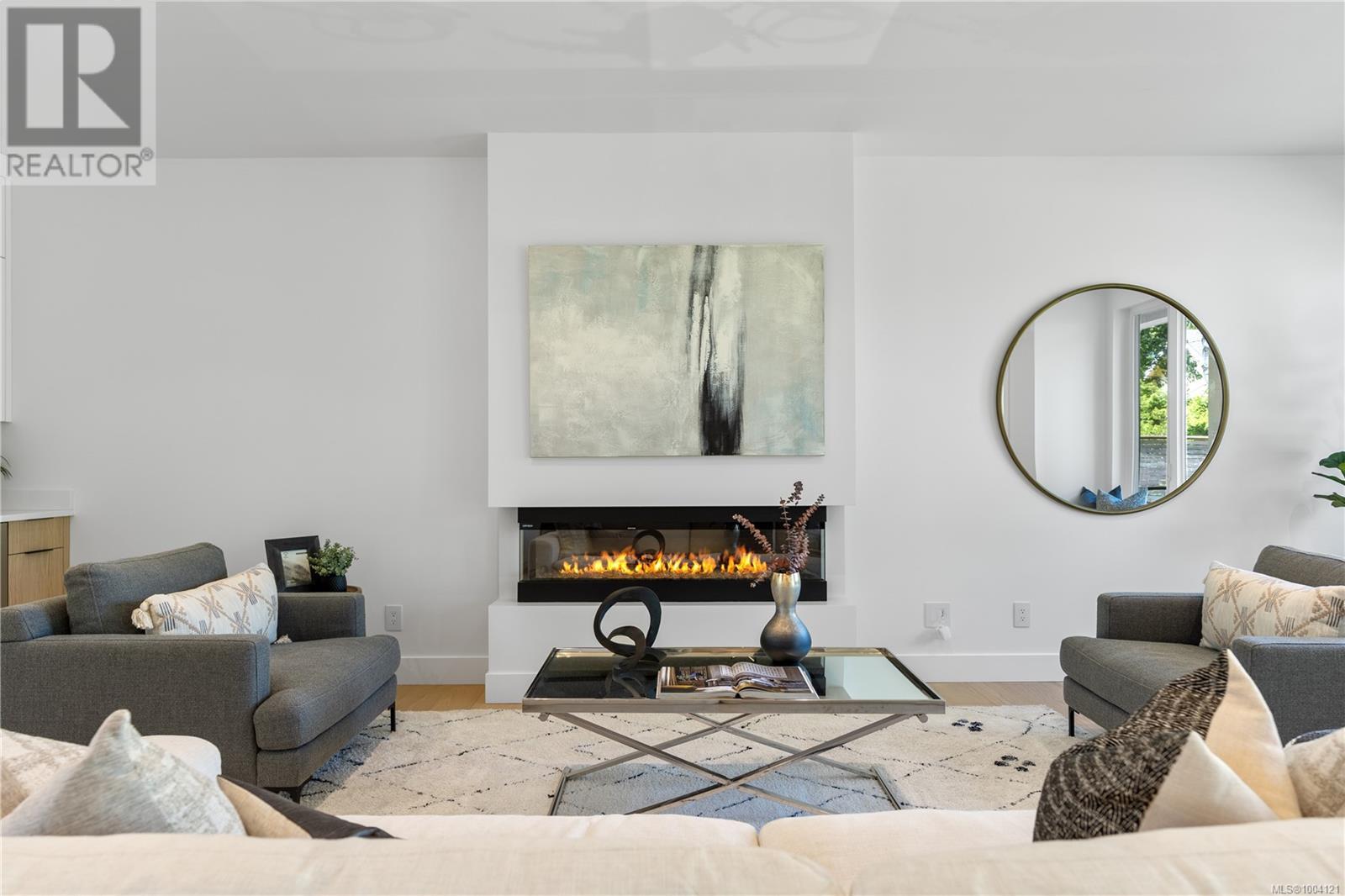 Photo 14 of 2480 Plumer St, Oak Bay BC