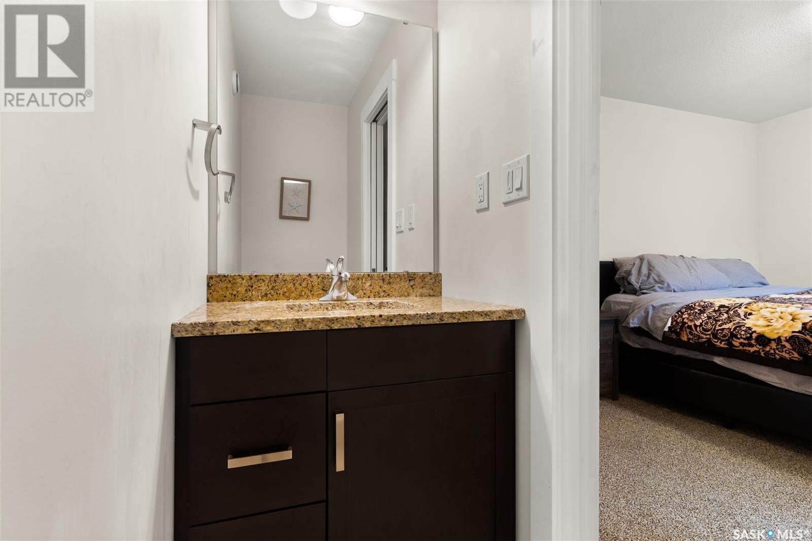 Photo 15 of 303 1863 Rae Street, Regina SK