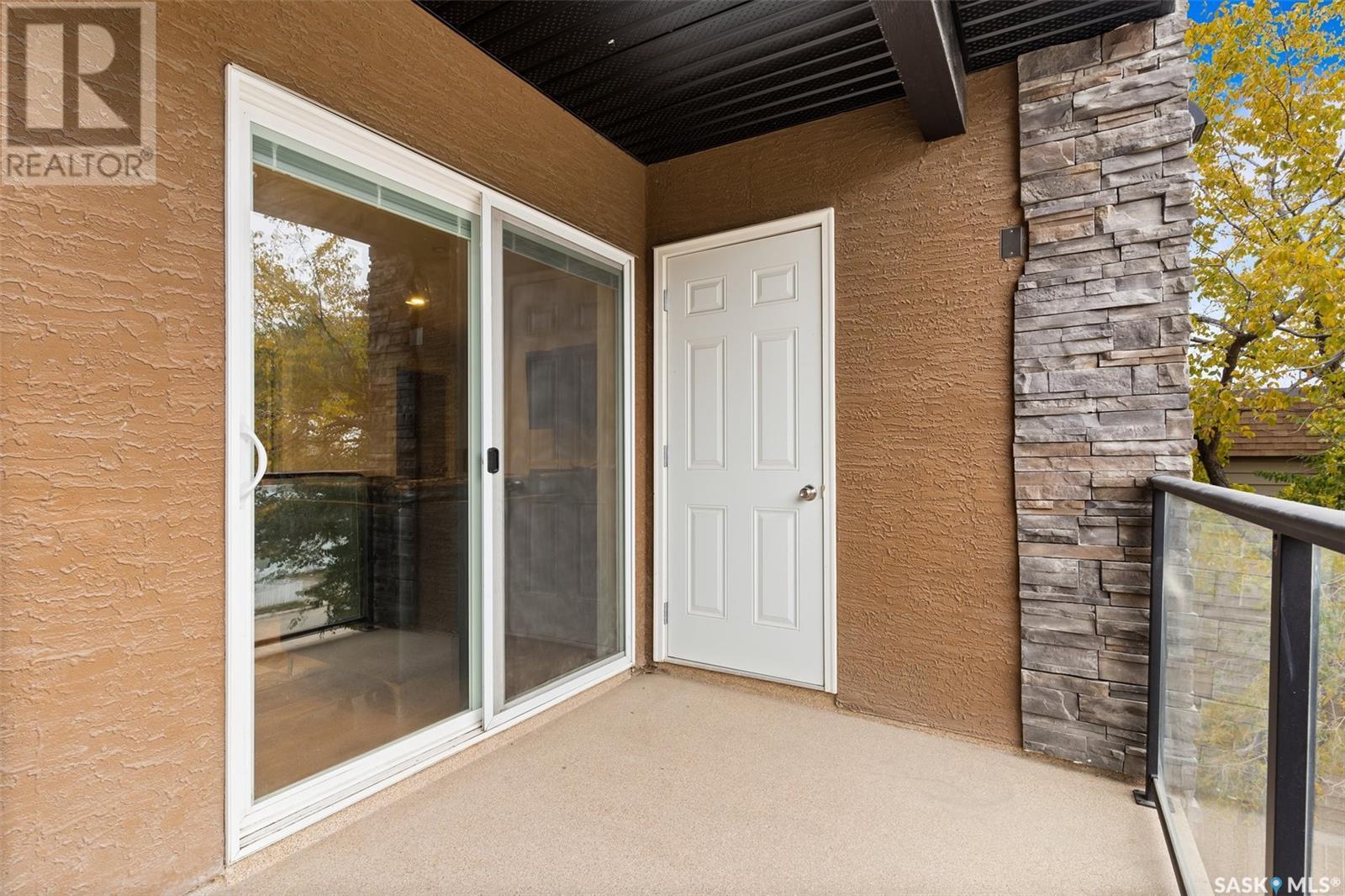 Photo 23 of 303 1863 Rae Street, Regina SK