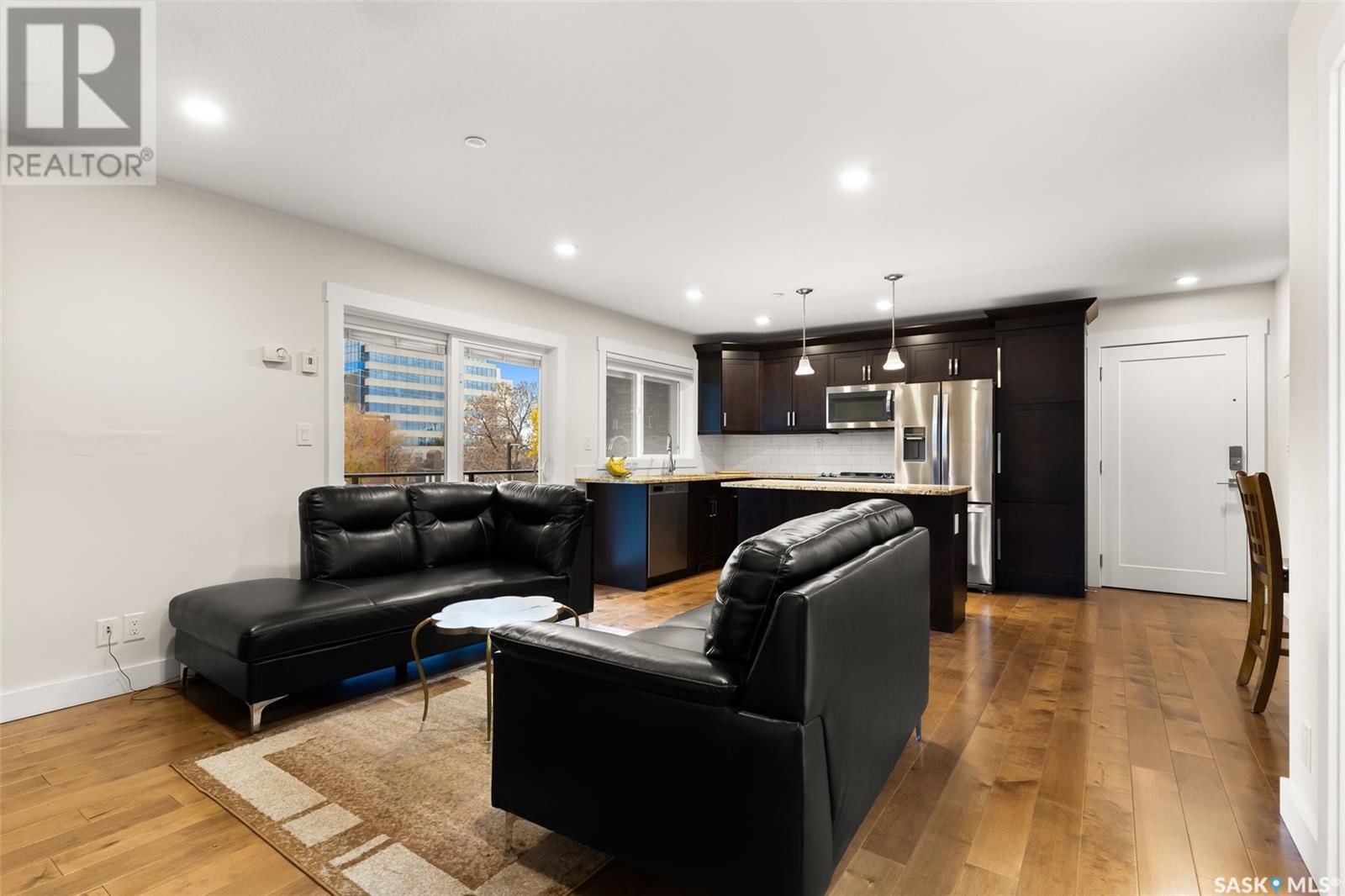 Photo 5 of 303 1863 Rae Street, Regina SK
