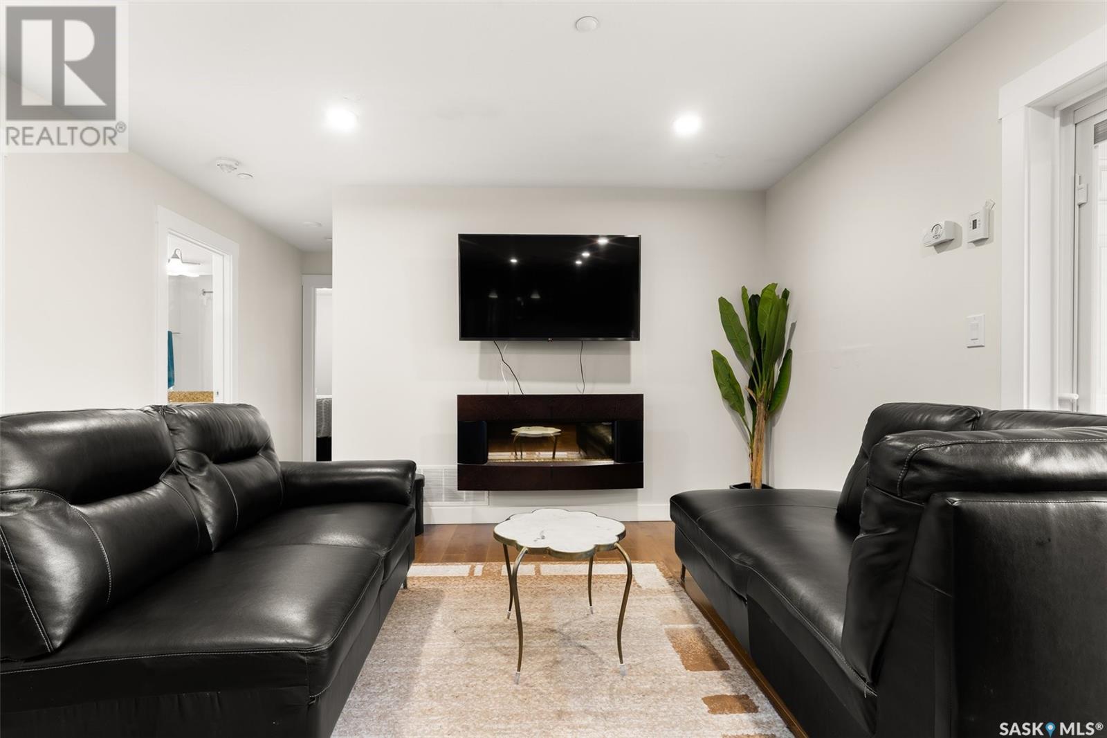 Photo 6 of 303 1863 Rae Street, Regina SK