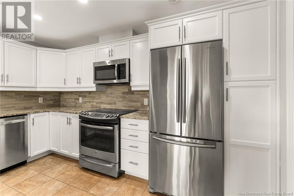 #110 185 ROYAL OAKS BOULEVARD - 13