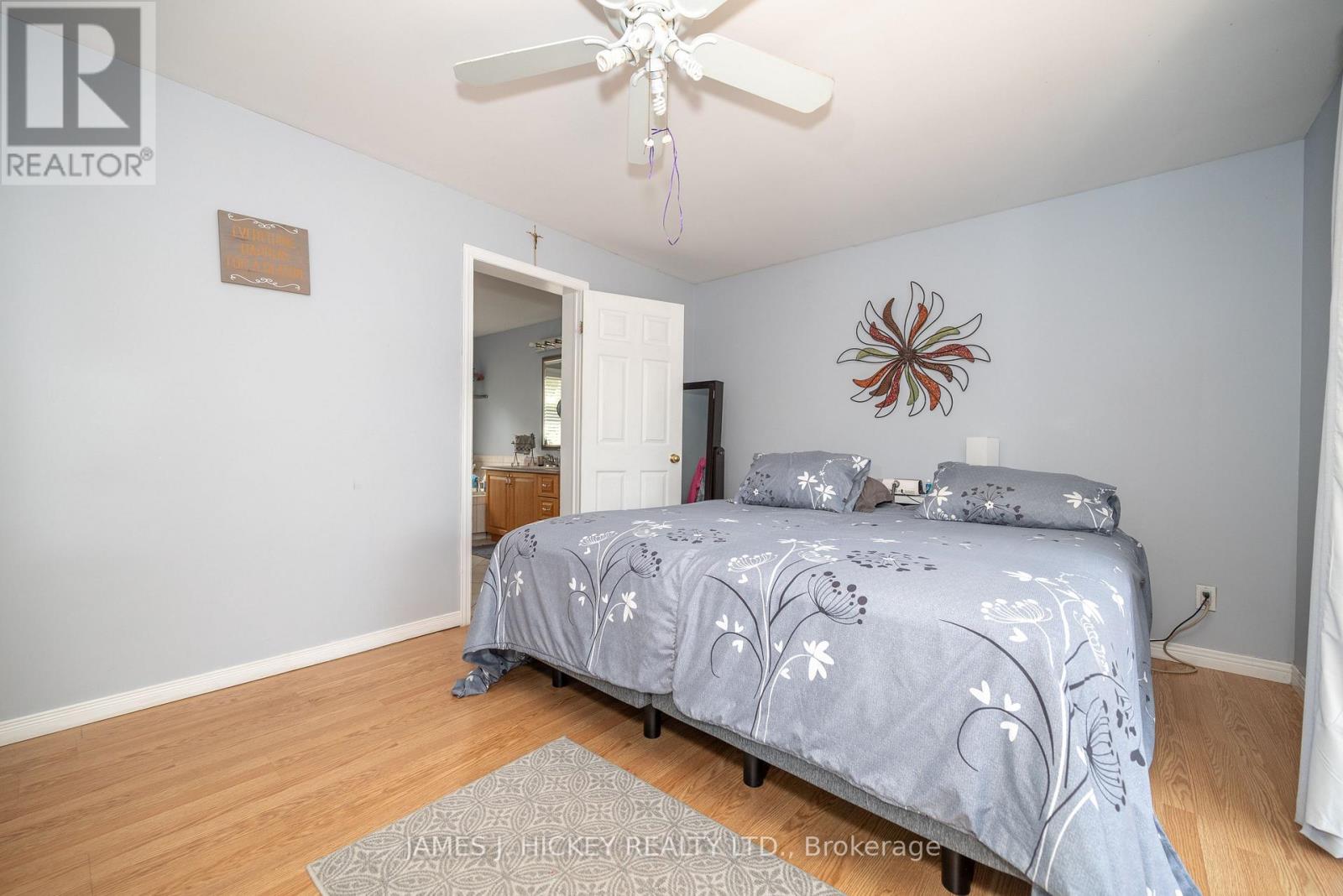 196 LOON VALLEY LANE - 14