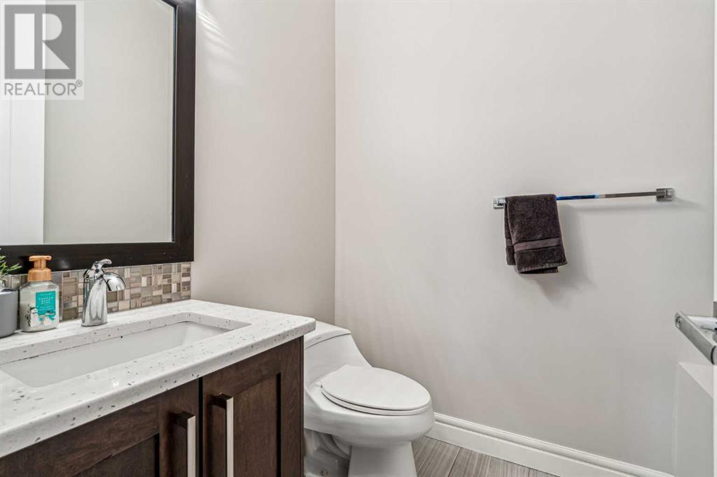 Single Family House for Sale in   Street NW Parkdale Calgary 