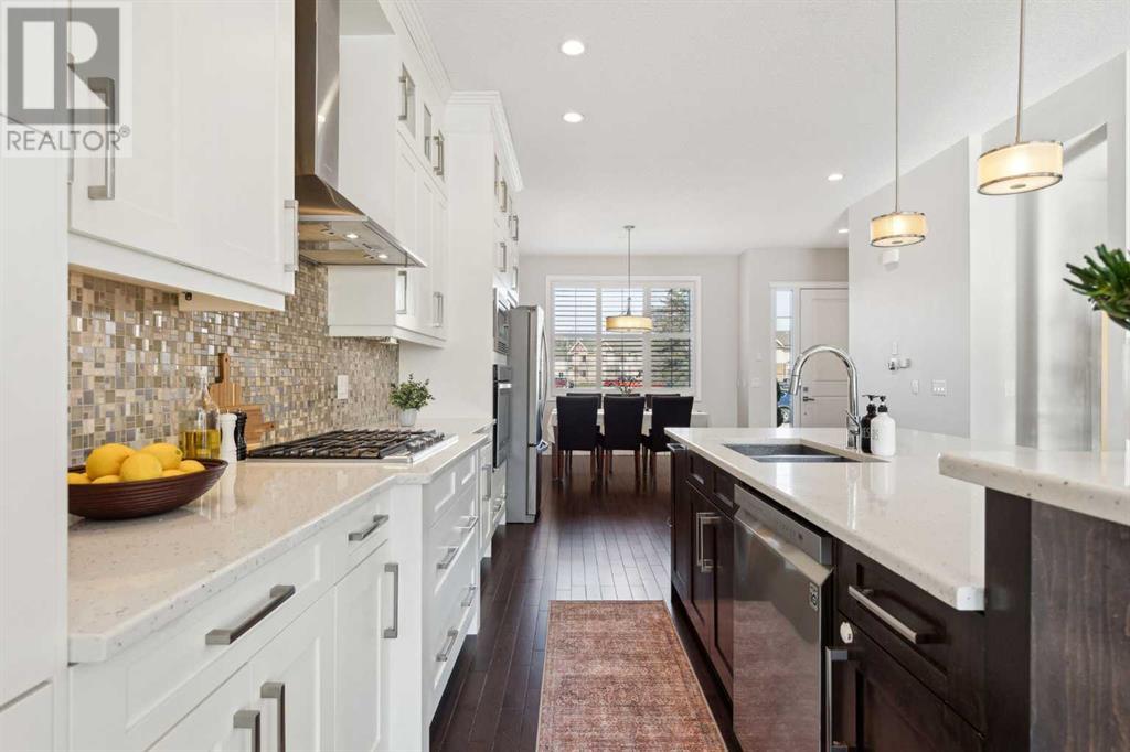 Single Family House for Sale in   Street NW Parkdale Calgary 