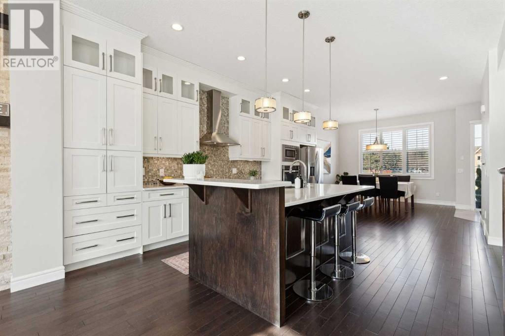 Single Family House for Sale in   Street NW Parkdale Calgary 