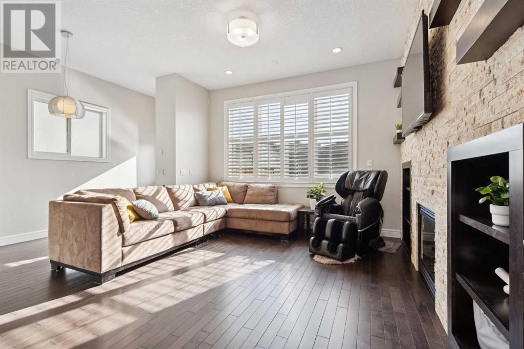 Single Family House for Sale in   Street NW Parkdale Calgary 