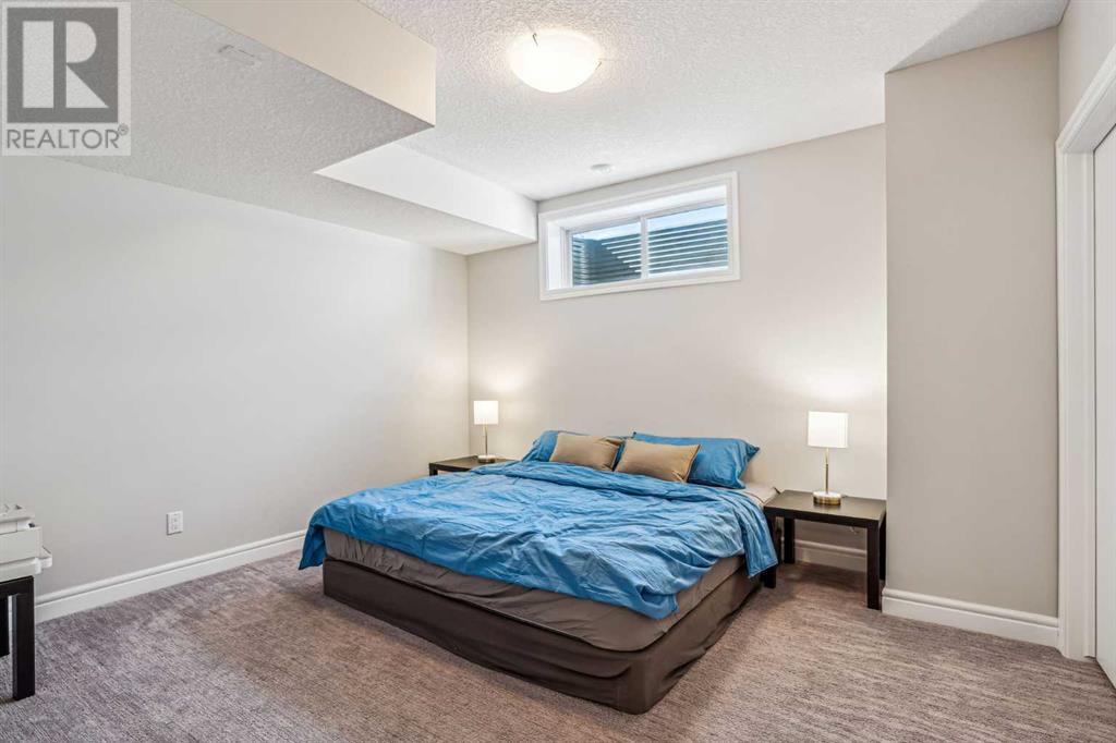 Single Family House for Sale in   Street NW Parkdale Calgary 