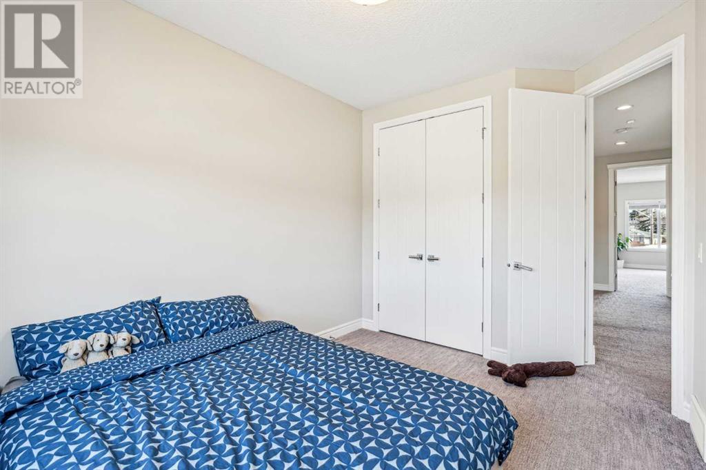 Single Family House for Sale in   Street NW Parkdale Calgary 