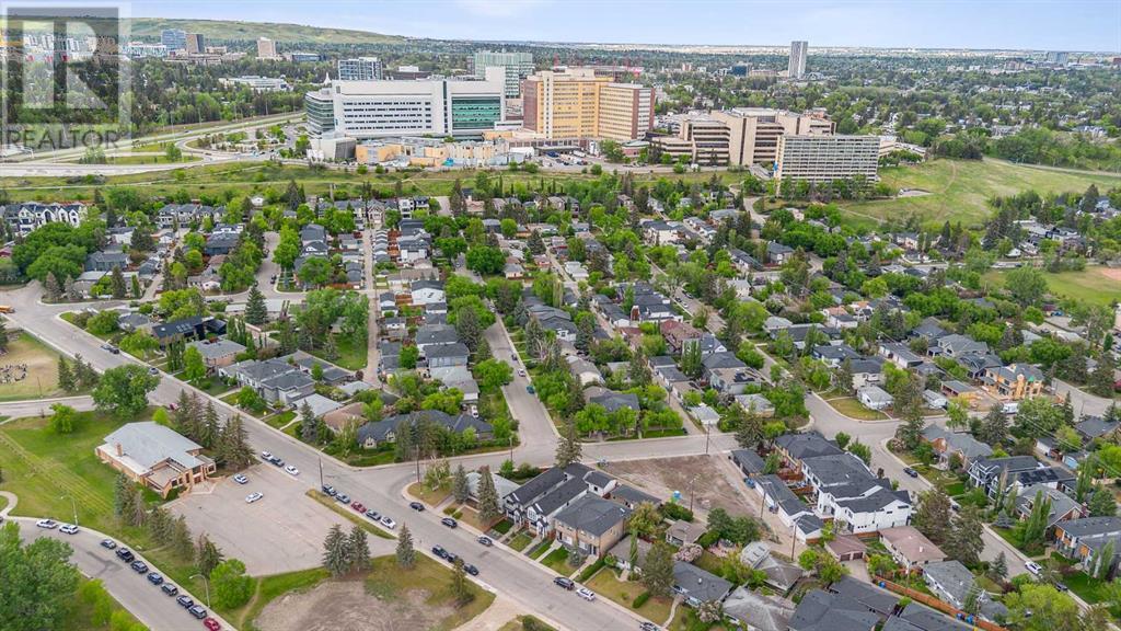 Single Family House for Sale in   Street NW Parkdale Calgary 