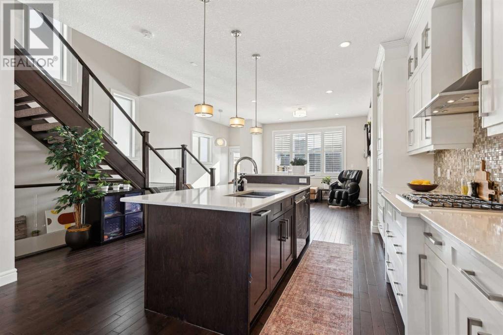 Single Family House for Sale in   Street NW Parkdale Calgary 