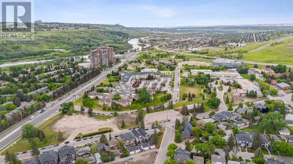 Single Family House for Sale in   Street NW Parkdale Calgary 