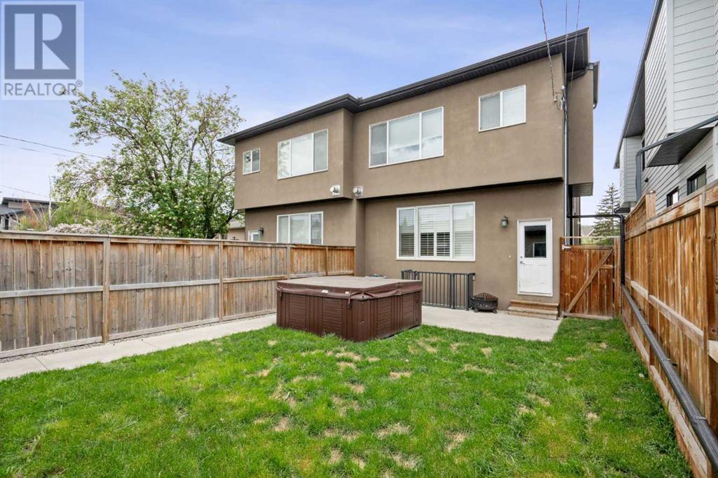 Single Family House for Sale in   Street NW Parkdale Calgary 
