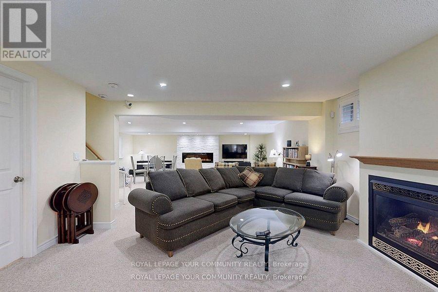 Photo 36 of 9 Bill Knowles Street, Uxbridge ON
