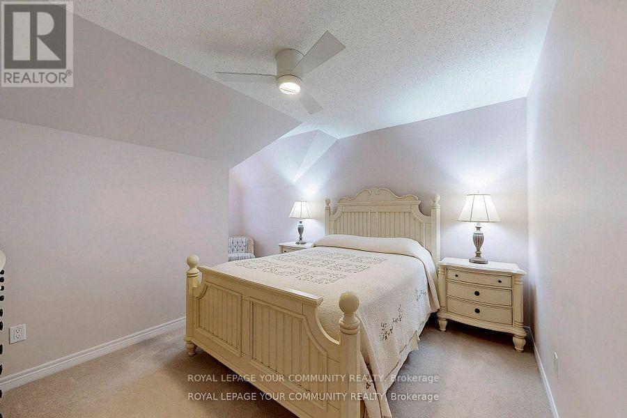 Photo 39 of 9 Bill Knowles Street, Uxbridge ON