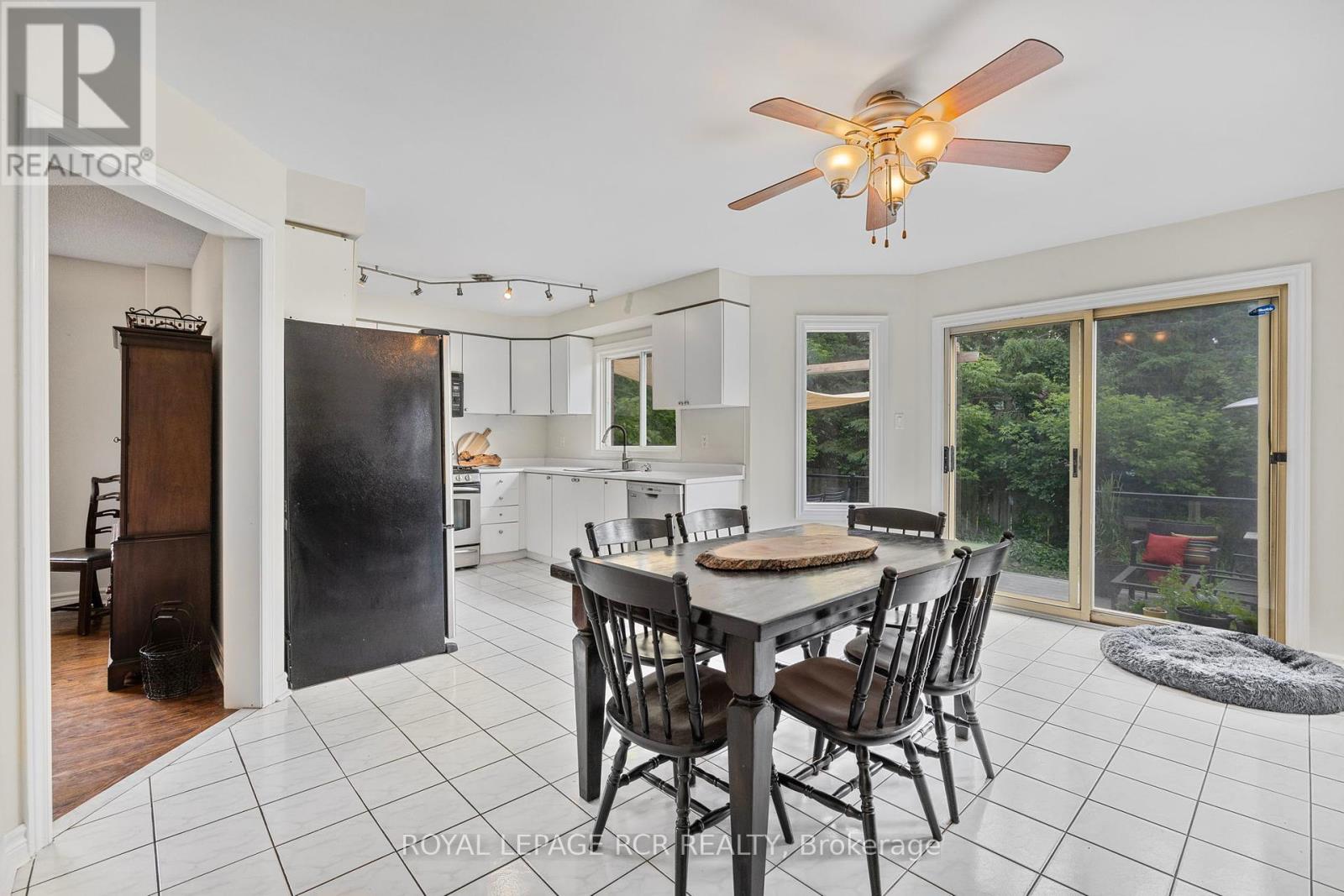 Photo 39 of 11 Litner Crescent, Georgina ON