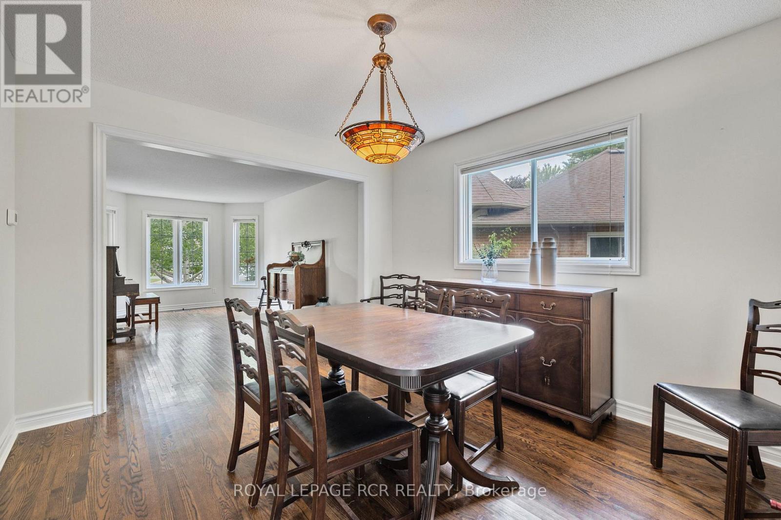 Photo 28 of 11 Litner Crescent, Georgina ON