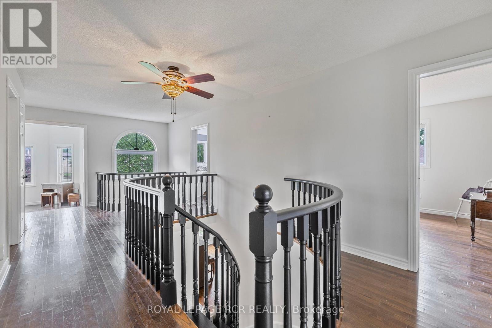Photo 44 of 11 Litner Crescent, Georgina ON