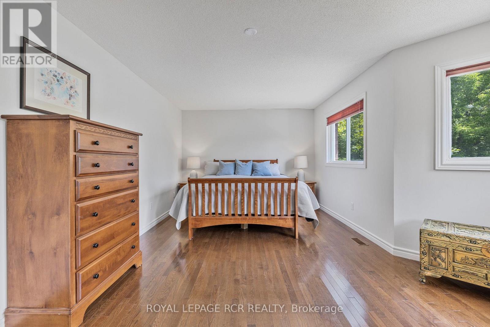 Photo 43 of 11 Litner Crescent, Georgina ON