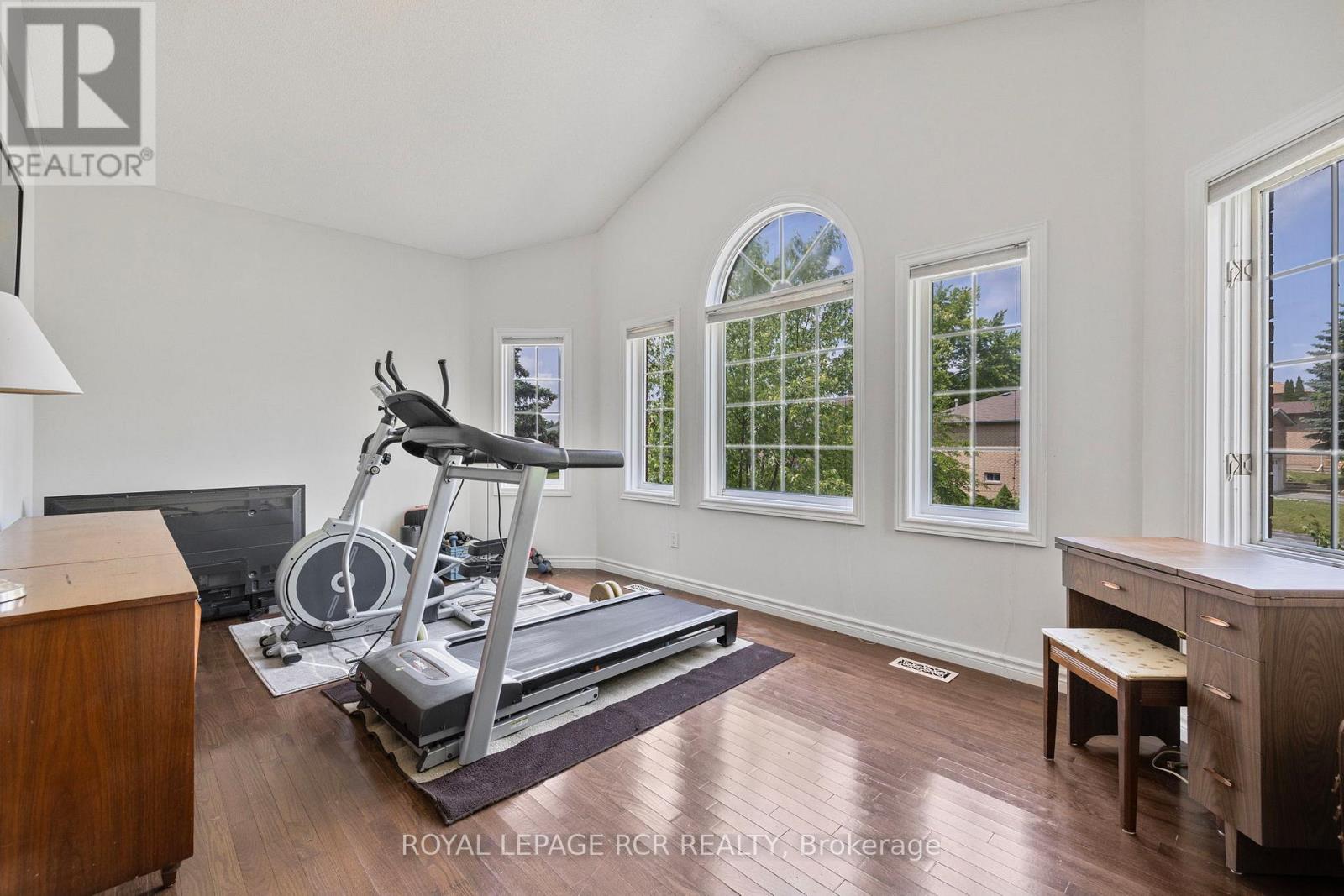 Photo 26 of 11 Litner Crescent, Georgina ON