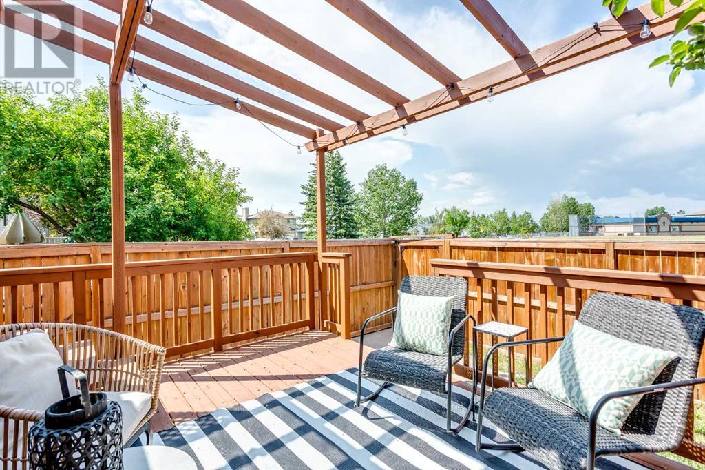 Single Family House Bi-level for Sale in  Riverstone Place SE Riverbend Calgary 