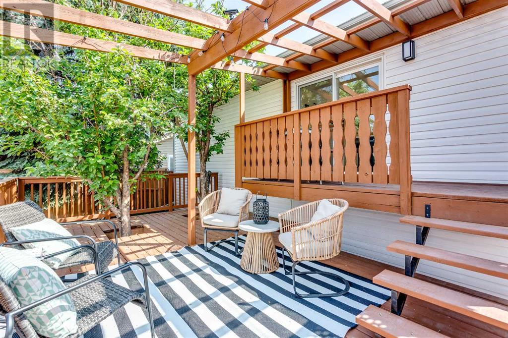 Single Family House Bi-level for Sale in  Riverstone Place SE Riverbend Calgary 