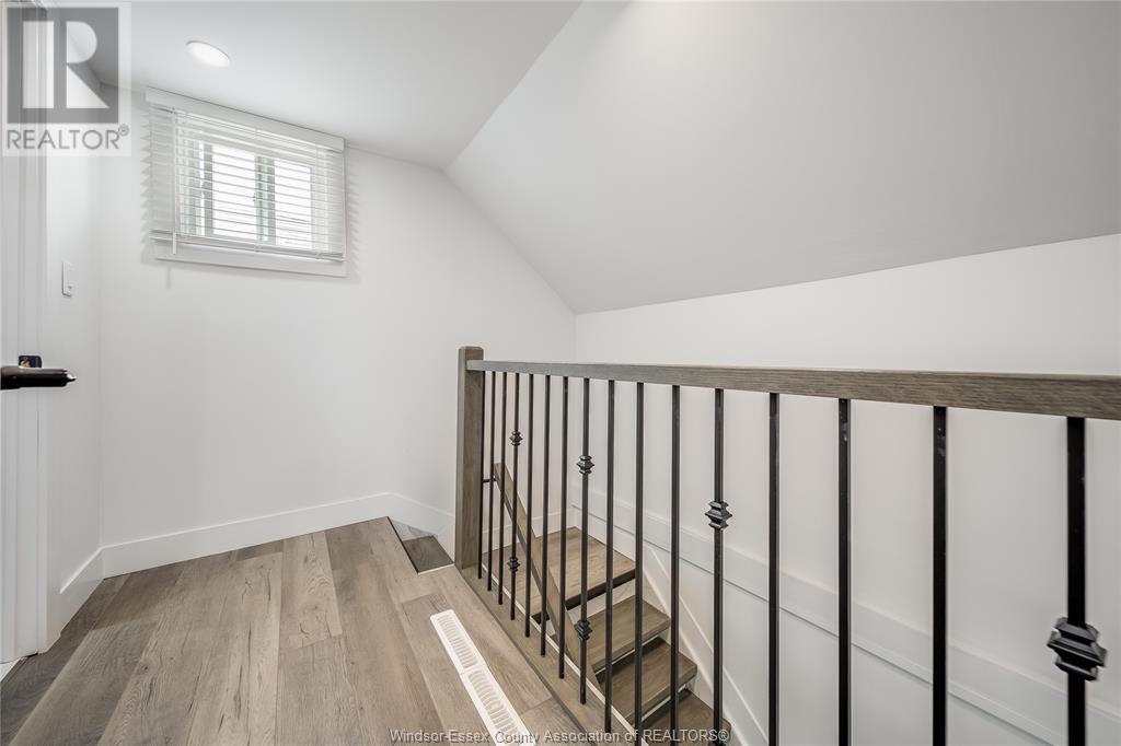 Photo 31 of 1329 Wellington, Windsor ON