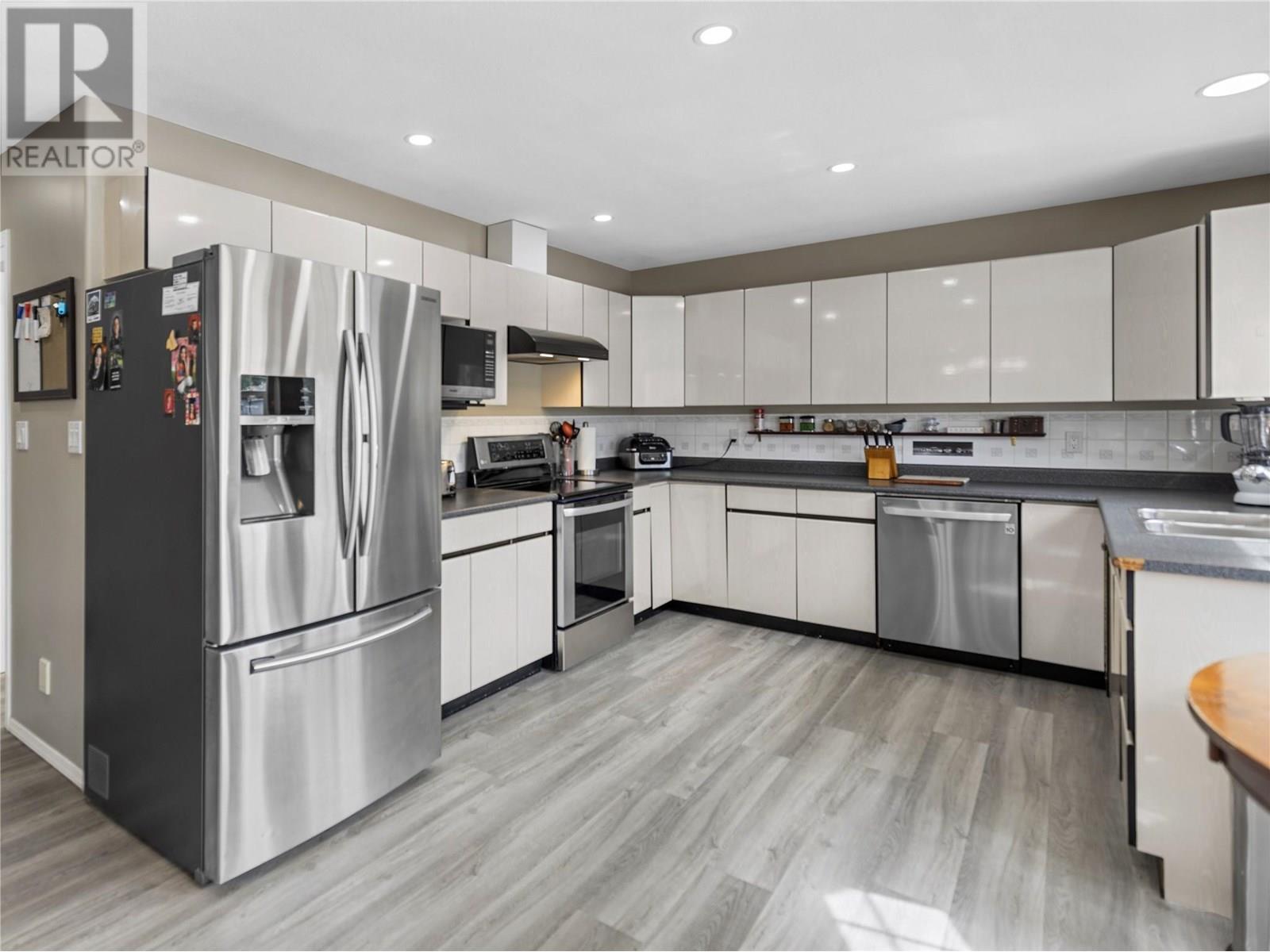 212 MURTLE Road, Clearwater