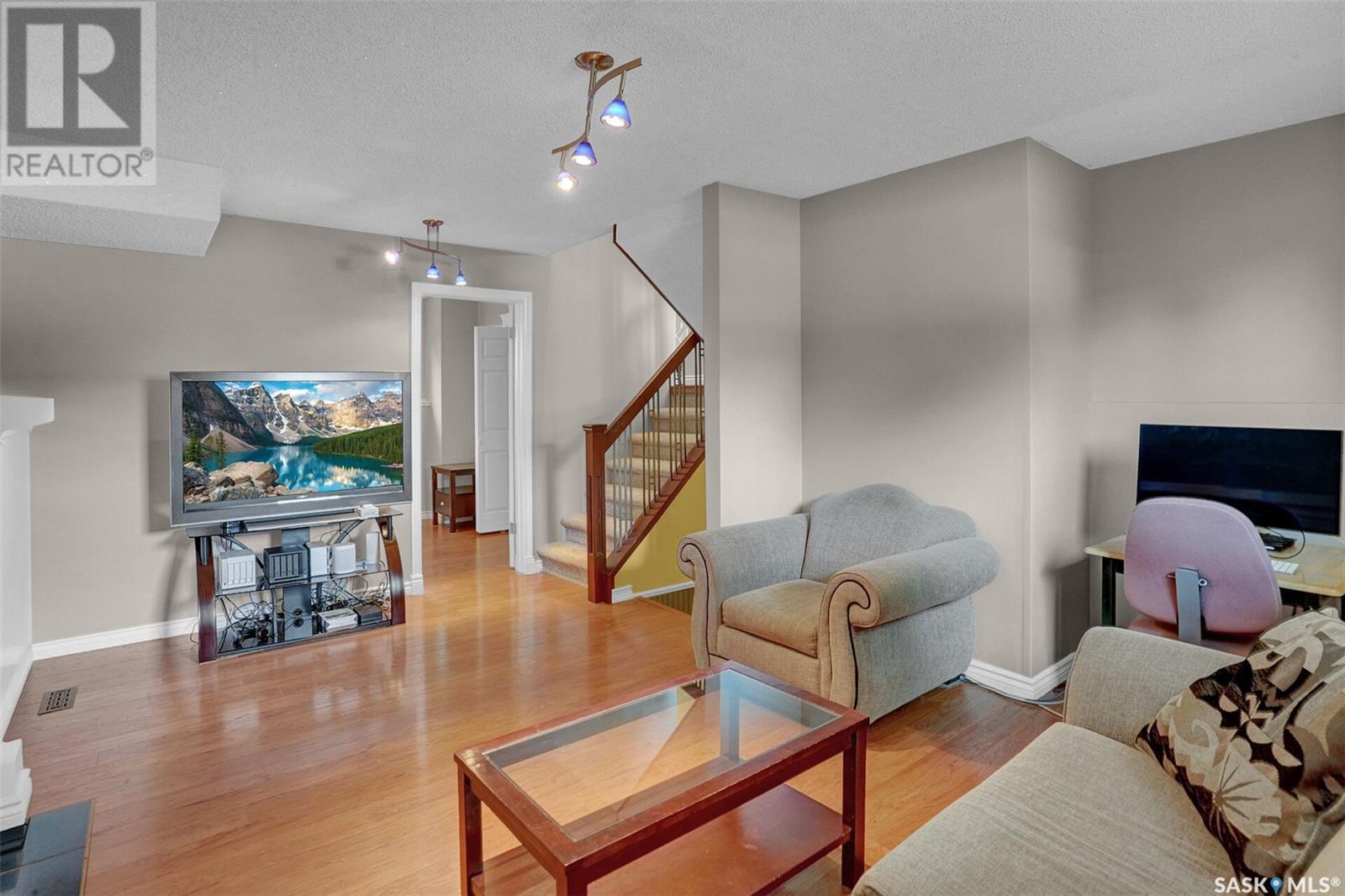 Single Family House for Sale in  Laubach CRESCENT Regina 