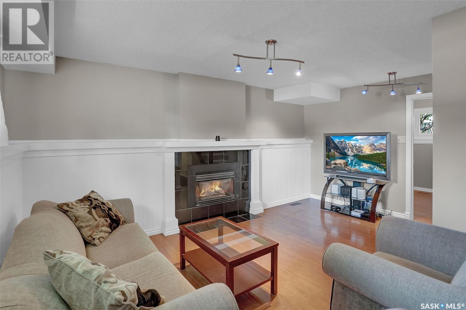 Single Family House for Sale in  Laubach CRESCENT Regina 