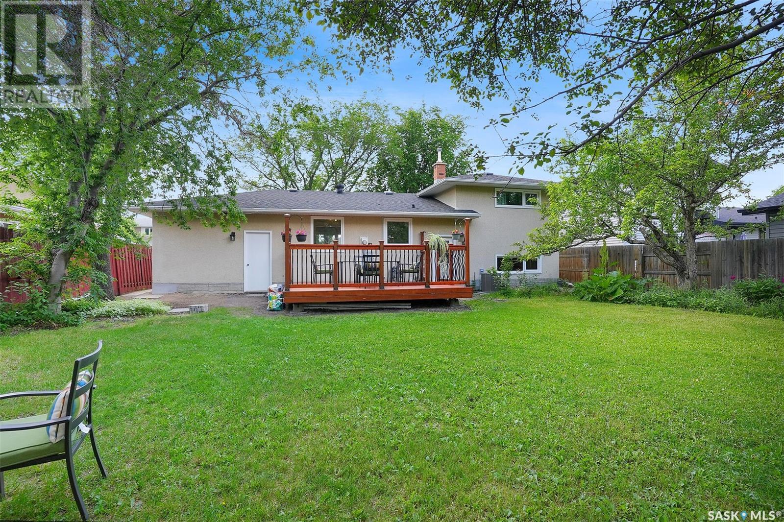 Single Family House for Sale in  Laubach CRESCENT Regina 
