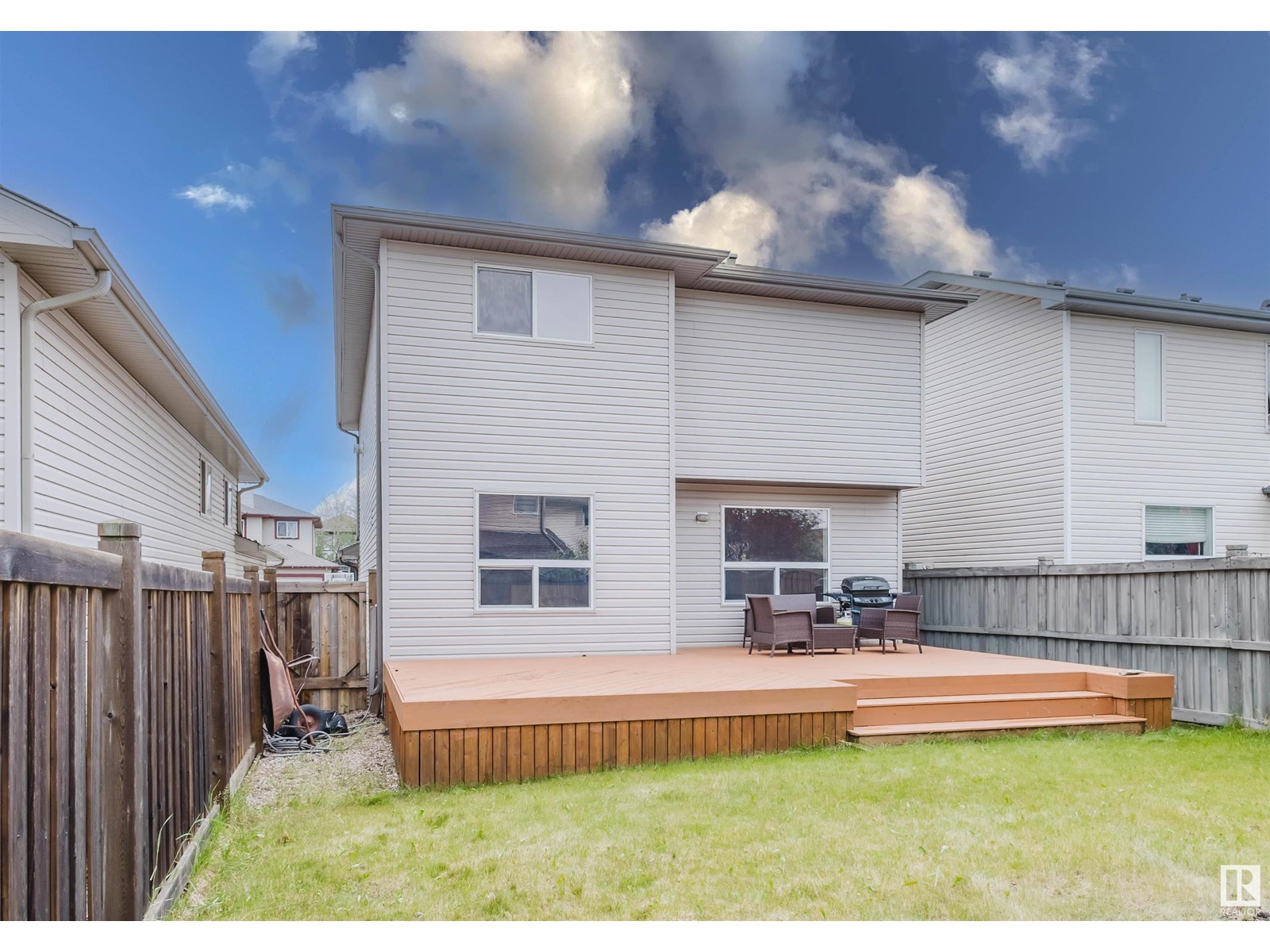 Photo 33 of 20132 46 Av Nw, Edmonton AB