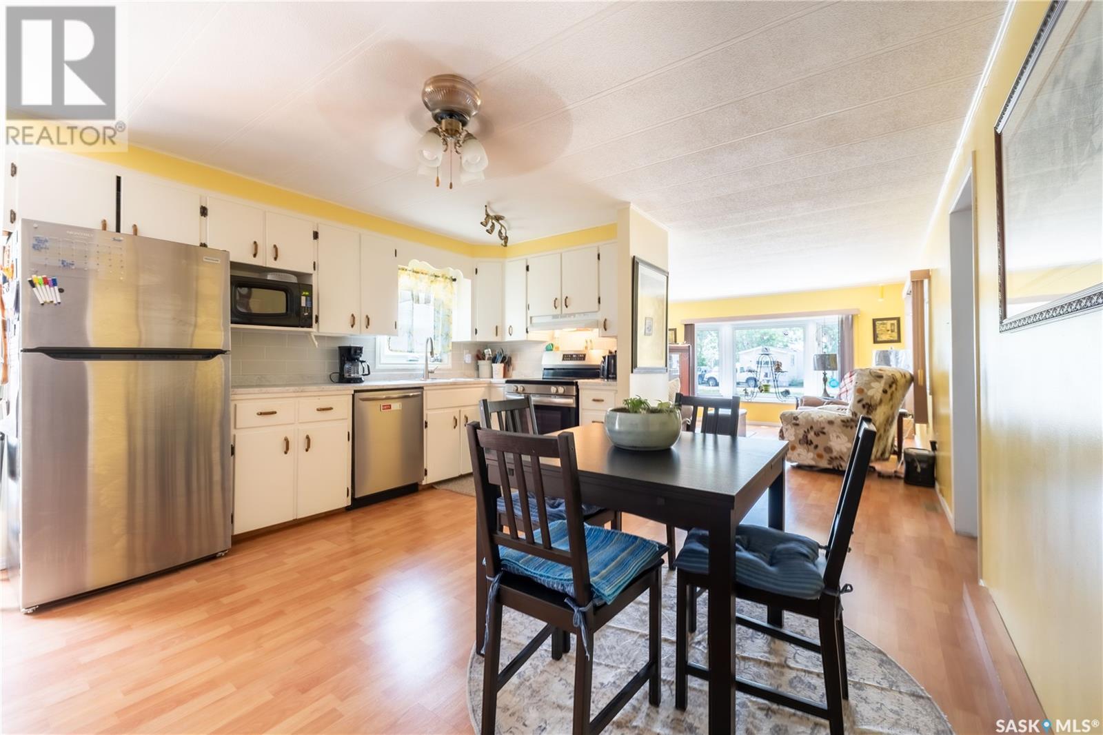 Photo 12 of B 21 1455 9th Avenue Ne, Moose Jaw SK